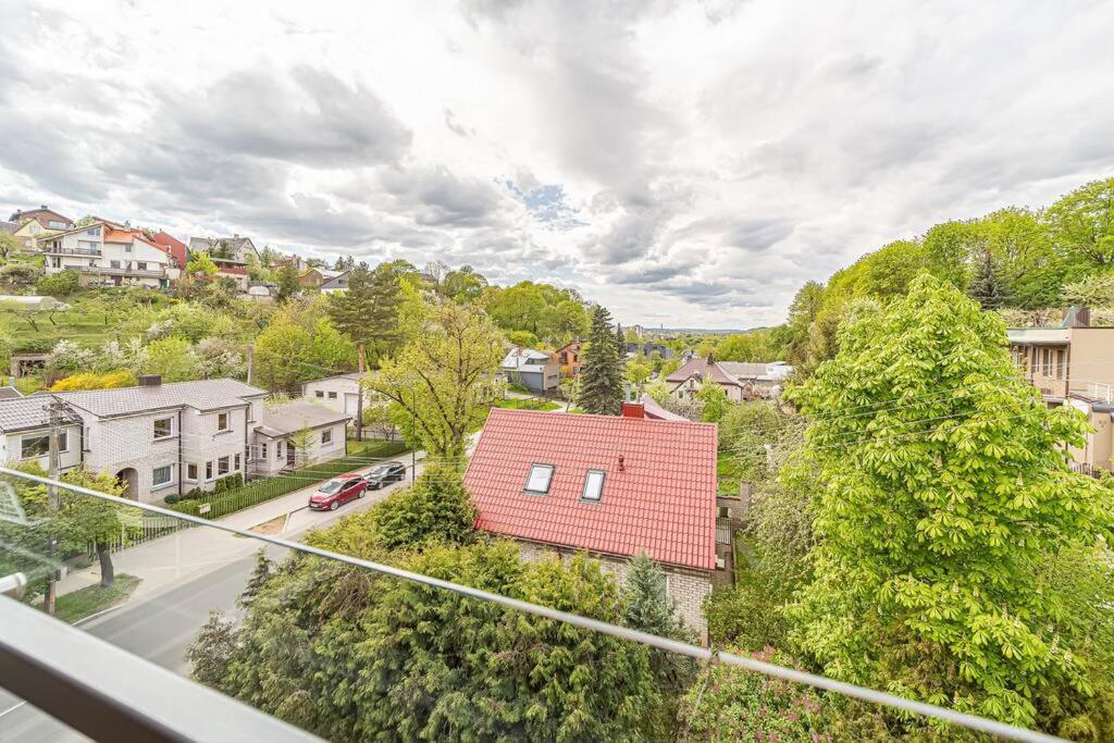 Sky Apartment With Free Parking And Balcony & Ac Κάουνας Εξωτερικό φωτογραφία