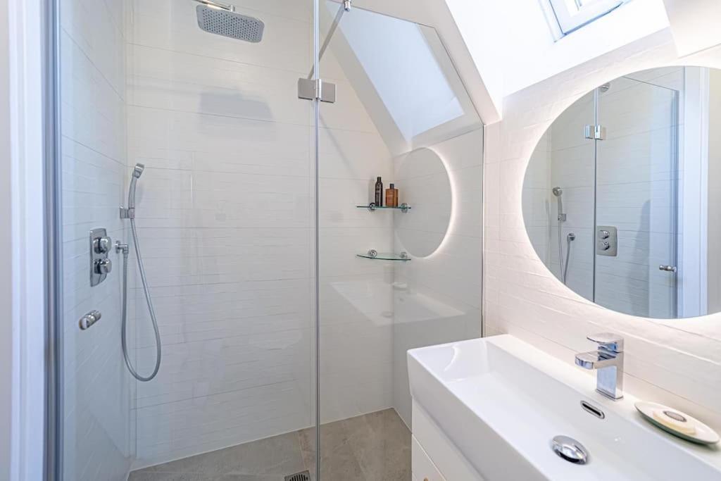 Sky Apartment With Free Parking And Balcony & Ac Κάουνας Εξωτερικό φωτογραφία
